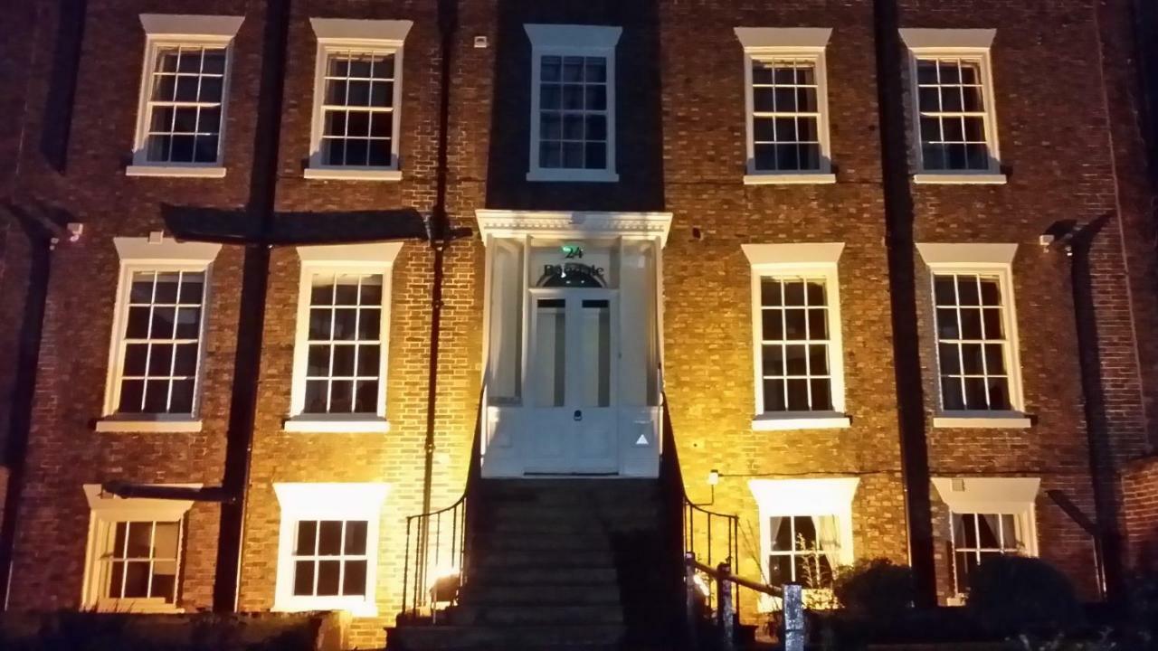 White Linen Whitby, Room Only Bagian luar foto