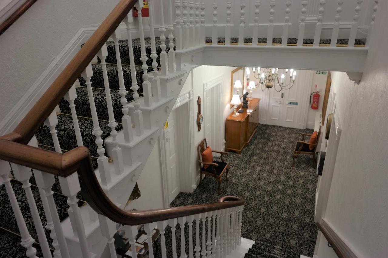 White Linen Whitby, Room Only Bagian luar foto