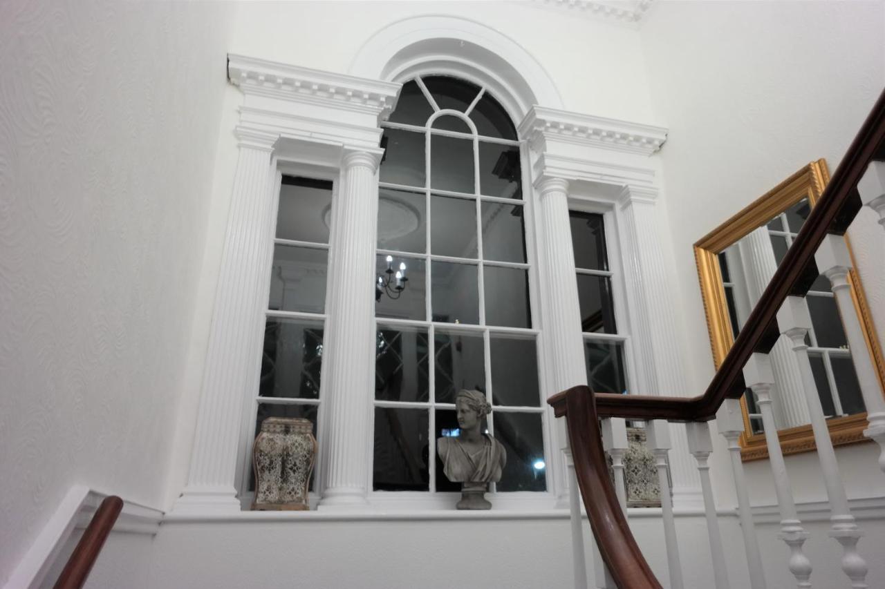 White Linen Whitby, Room Only Bagian luar foto