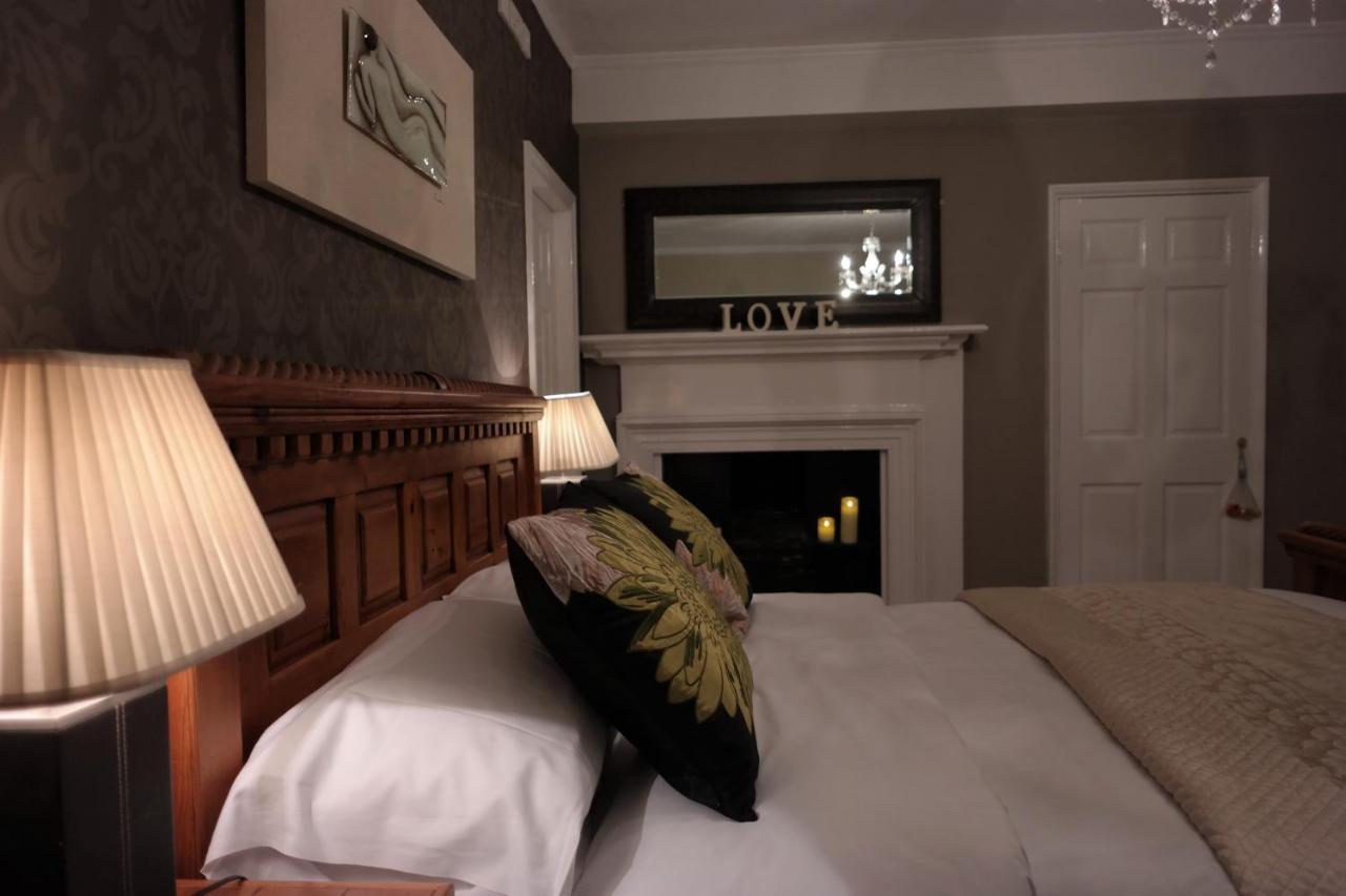 White Linen Whitby, Room Only Bagian luar foto