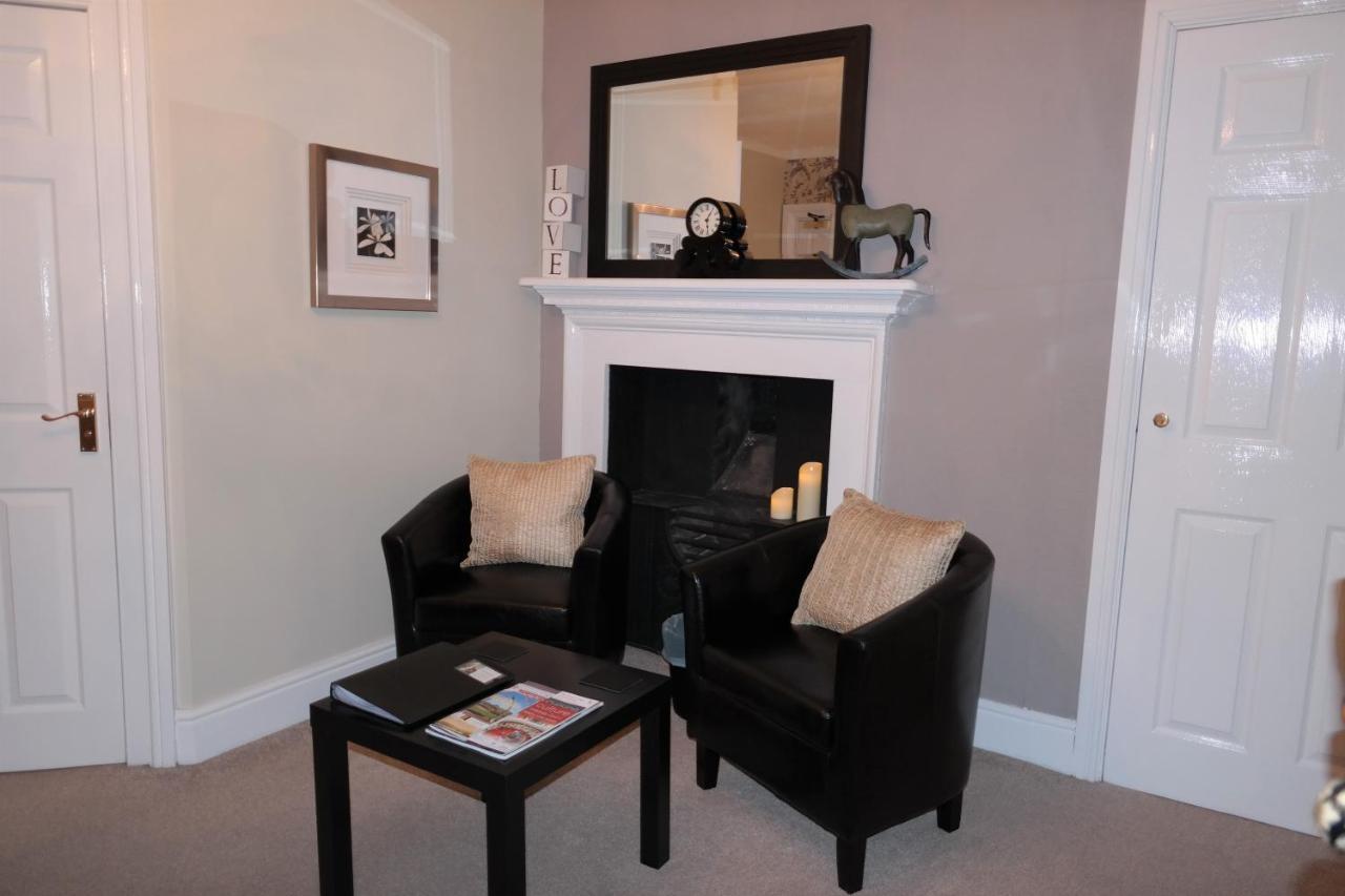 White Linen Whitby, Room Only Bagian luar foto